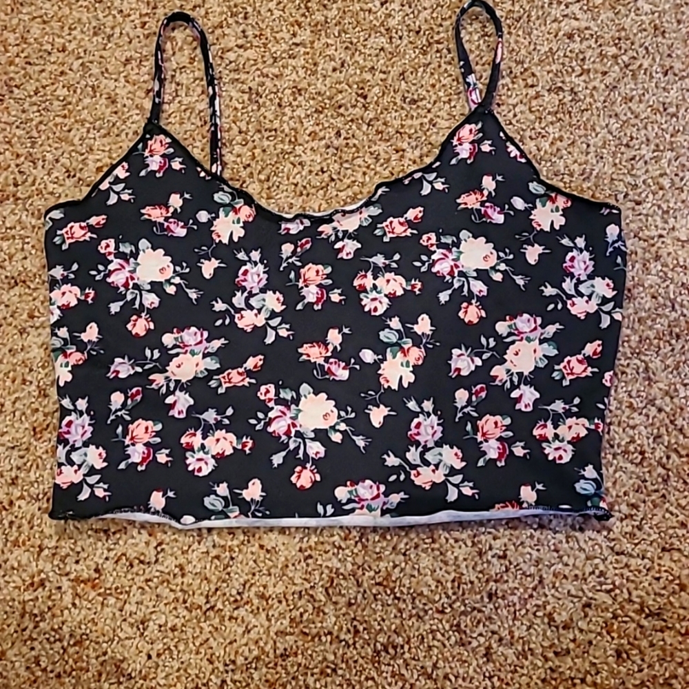 Floral black crop top. Rue 21, size medium